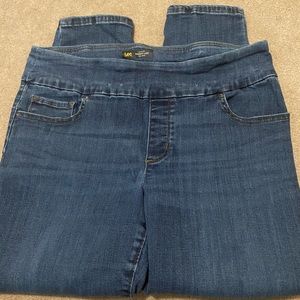 Lee Jeans